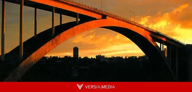 Servidor da Receita que cruza fronteira sem pagar imposto pratica improbidade